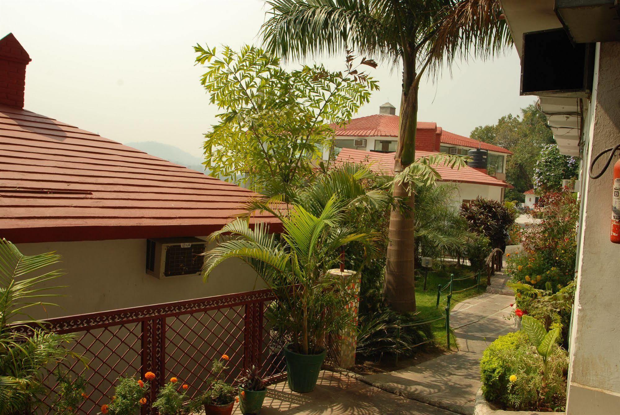 Ganga Beach Resort Rishīkesh Exterior foto